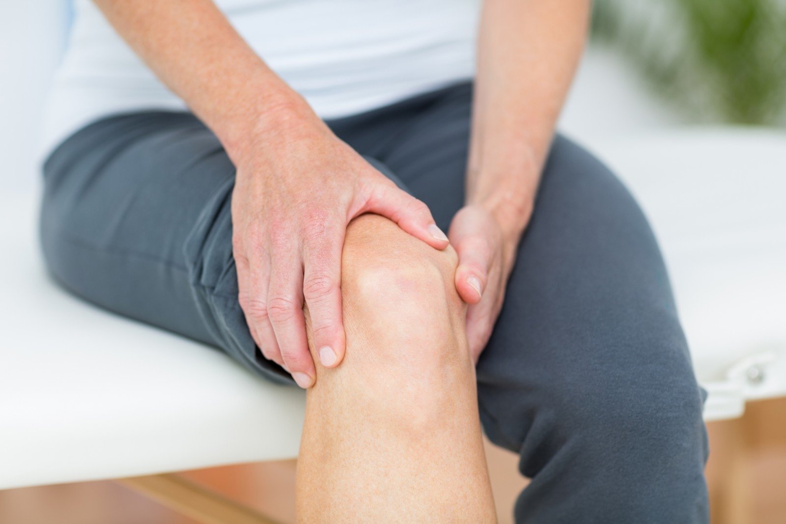 skausmą malšinančių vaistų skirti raumenų ir sąnarių išsipučia sąnarį ant pėdos