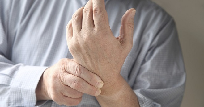 artritas pirštas rankos gydymas liaudies tepalas artritu rankas