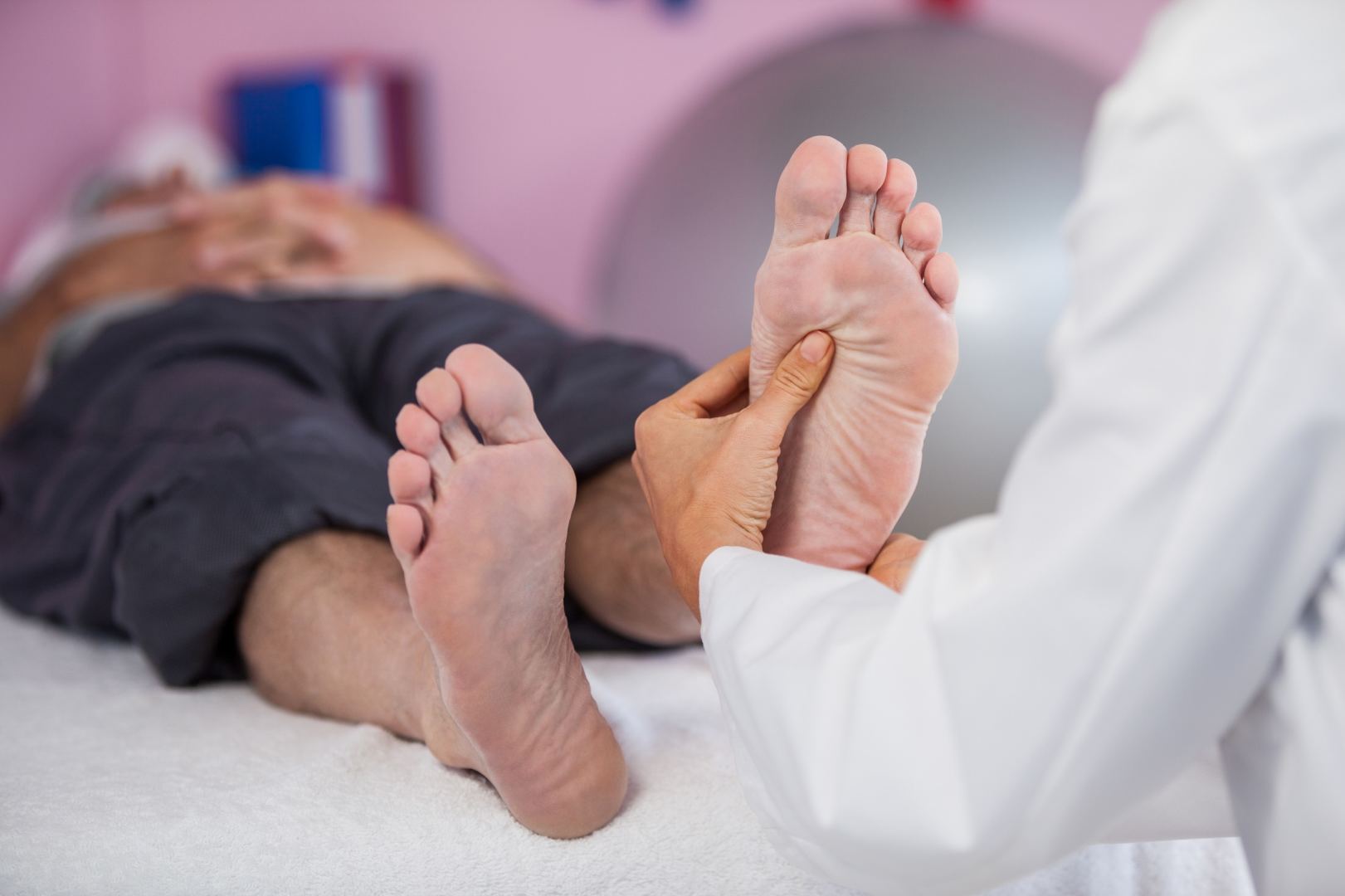 kojų skausmai paleidus aptikimo ligų sąnarių