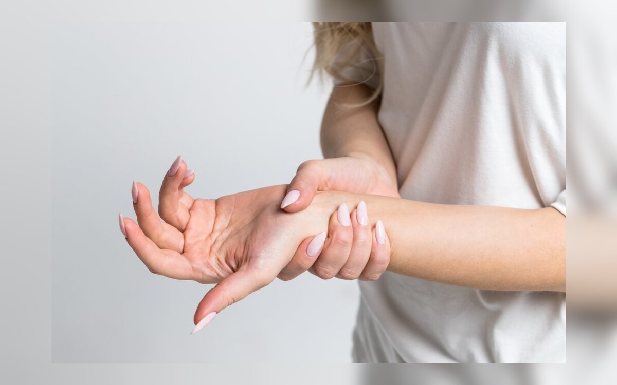 ligos piršto sąnarių mazgelių rankos slaugos procesas sąnarių ligomis